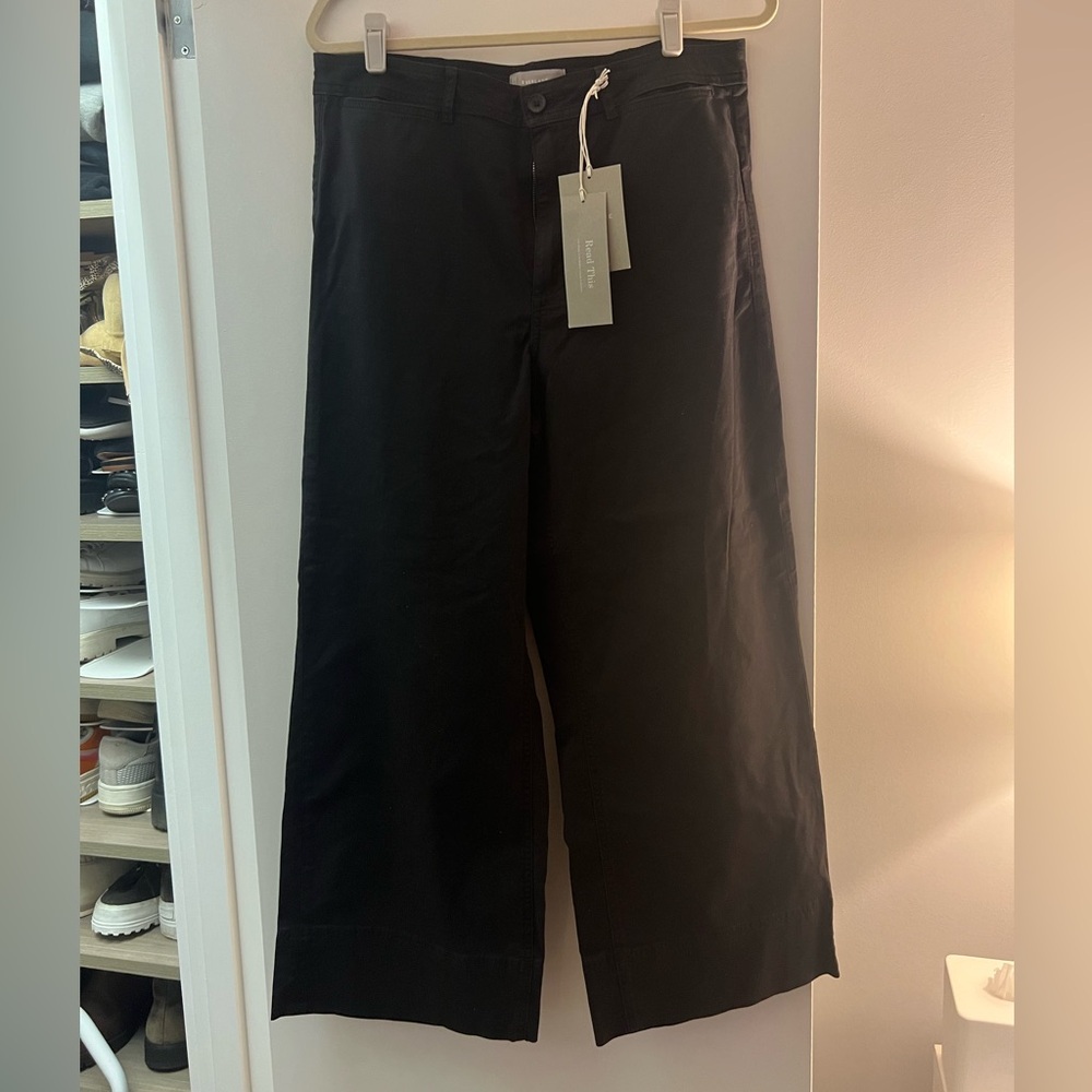 Everlane Lightweight Wide Leg Crop Chino